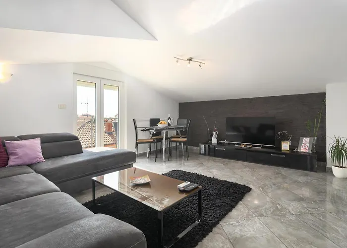 公寓 Goran By Rent Istria *